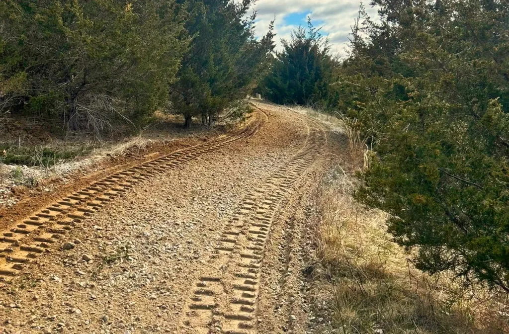 Cut-In-Driveway_from_Frontier_Landscape_Brighton_MI